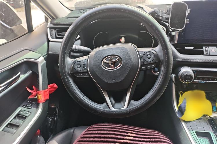 Used Toyota RAV4 2022 2.0L CVT Two-Wheel Drive Fashion Plus Edition