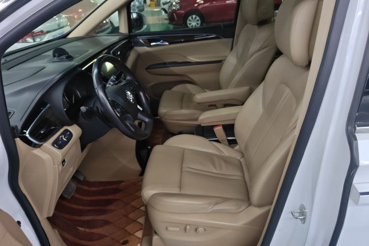 Used Buick GL8 2017 ES 28T Luxury Model China V Standard Left Front Seat