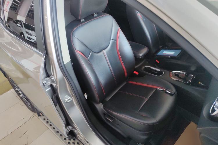 Used Soueast DX3 2016 1.5T CVT Prestige Edition
