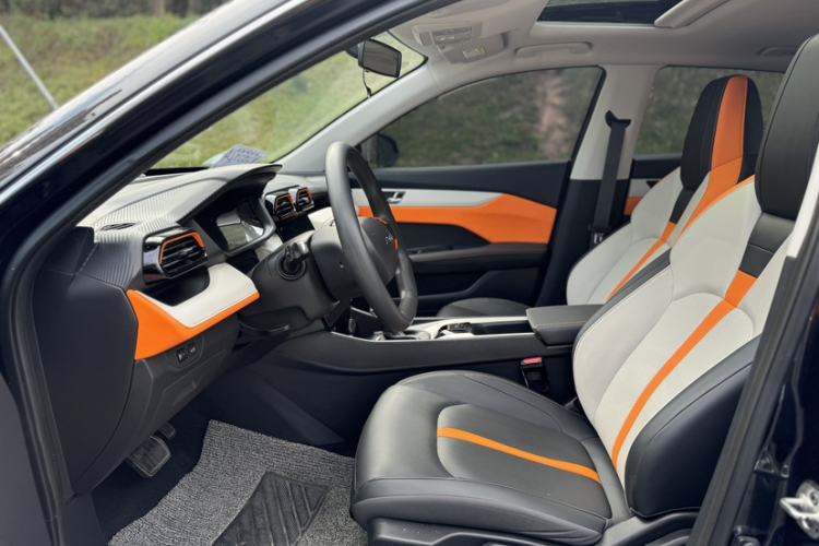 Used Dongfeng Aeolus Yixuan 2023 Mach Edition 1.5L Automatic Chasing Shadow Version Interior 5