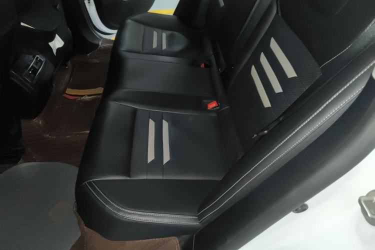 Used BYD Qin Pro New Energy 2019 DM Super Edition 1.5TI Automatic Smart Connect X-Trail Model China VI Standard Left Rear Seat