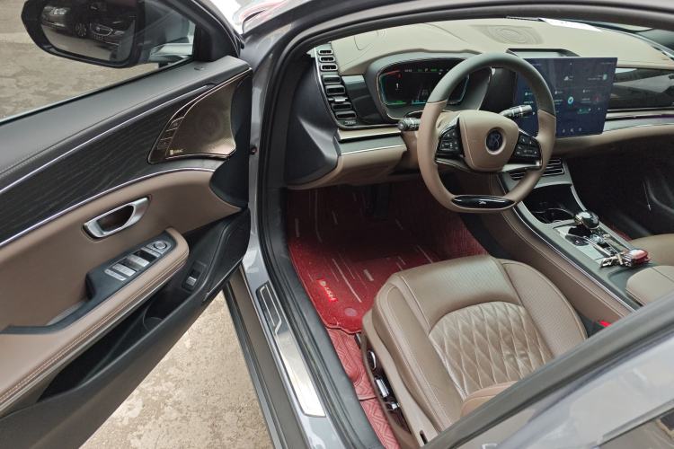 Used BYD Han 2020 EV Long-Range Luxury Model
