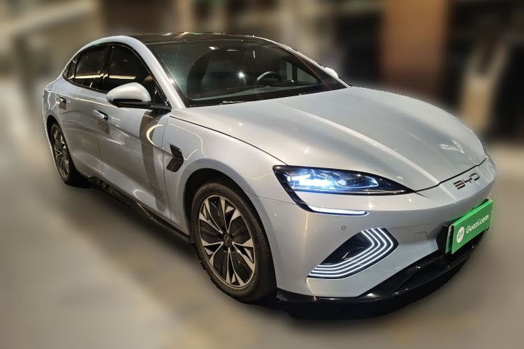 Used BYD Seal 2022 550 km Standard Range Rear-Wheel Drive Prestige Version