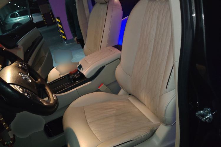 Used Buick GL8 2021 Land Cruiser Executive 652T Premium Model
