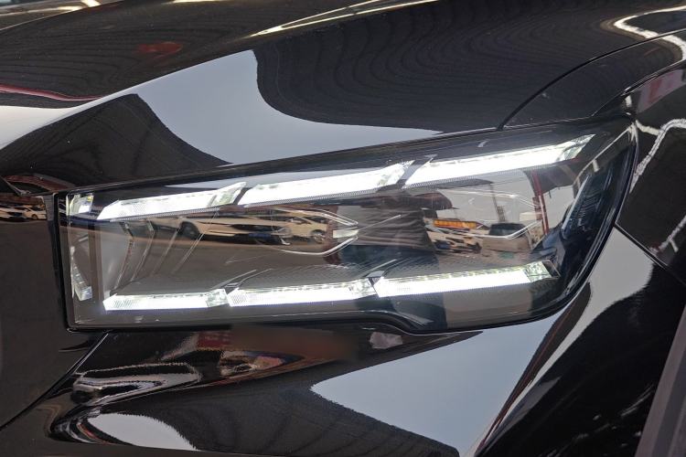 Used Geely Auto Monjaro L 2024 2.0TD DCT EVO Two-Wheel Drive Long-Range Version Left Front Headlight