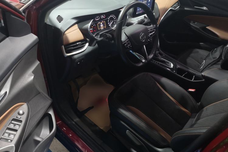 Used Buick Encore 2020 20T CVT Luxury Edition Driver Seat