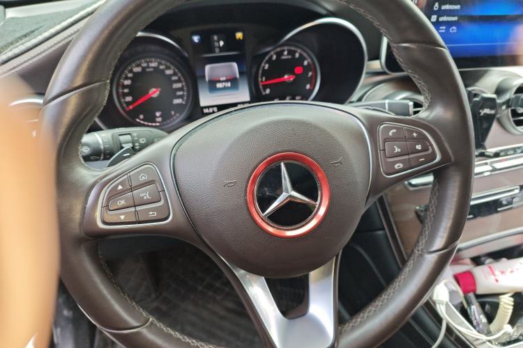 Used Mercedes-Benz GLC 2018 GLC 300 4MATIC Sport Edition Steering Wheel