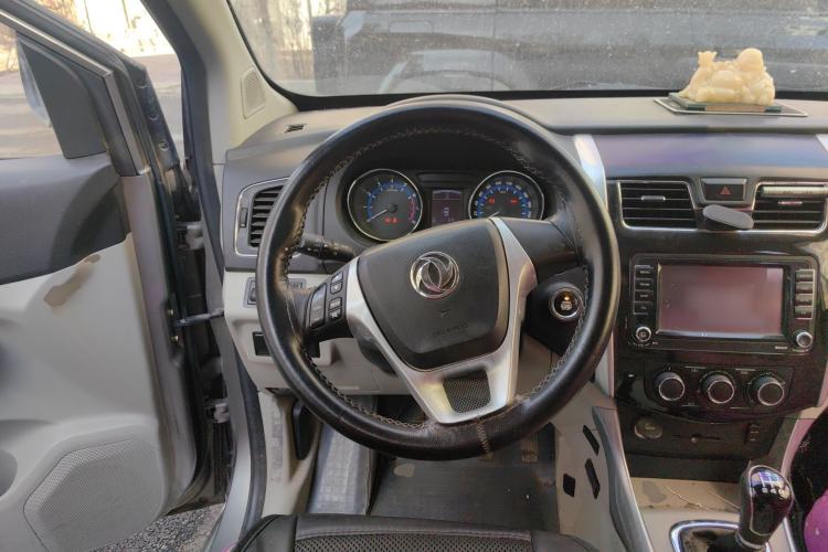 Used FORTHING S500 2016 1.6L Manual Luxury Model
