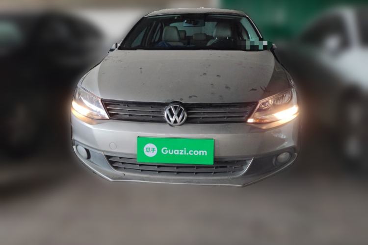 Used Volkswagen Sagitar 2014 1.6L Manual Comfort Model Front