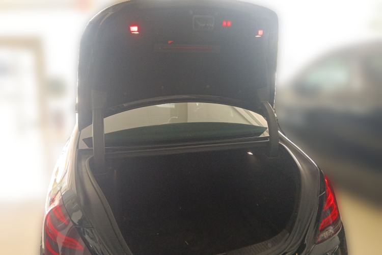 Used Mercedes-Benz S-Class  Trunk