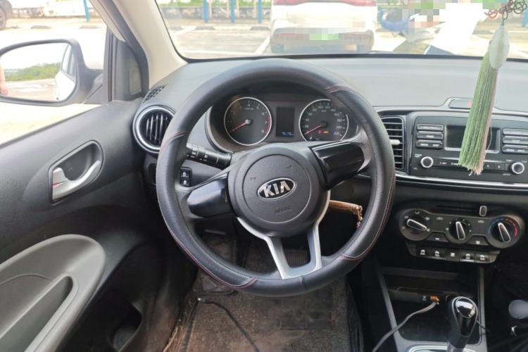 Used Kia Pegas 2017 1.4L Automatic Value Edition Steering Wheel