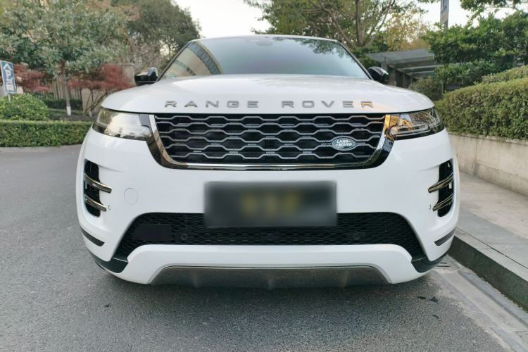 Used Land Rover Range Rover Evoque 2024 Aurora L 249 PS Prestige Light-Chasing Edition
