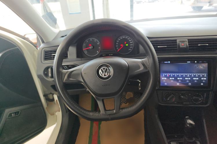 Used Volkswagen Santana 2018 1.5L Automatic Fashion Edition Steering Wheel