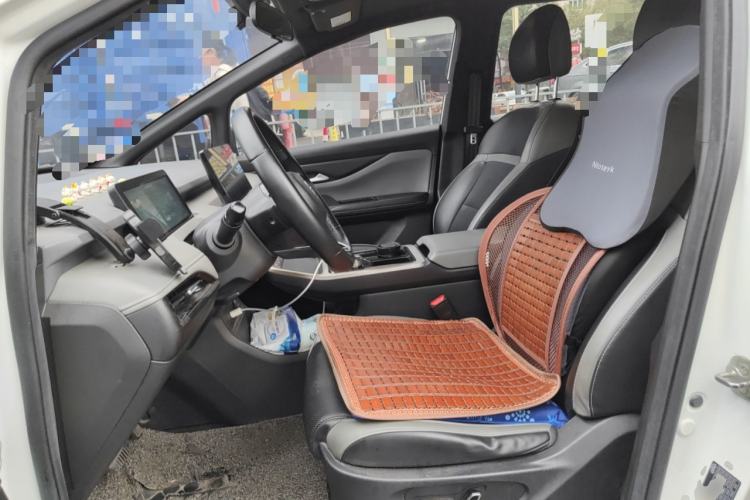 Used Hycan Z03 2022 620 km Range Trendy Cool Version 160 kW 76.8 kWh Left Front Seat