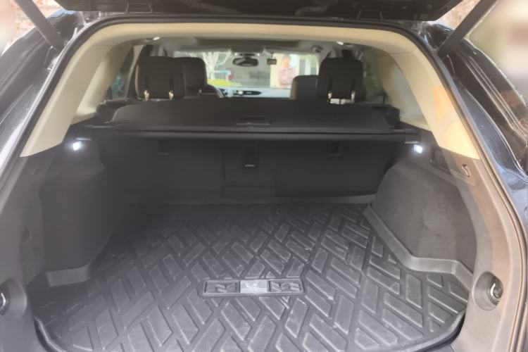 Used Cadillac XT5 2018 25T Luxury Model