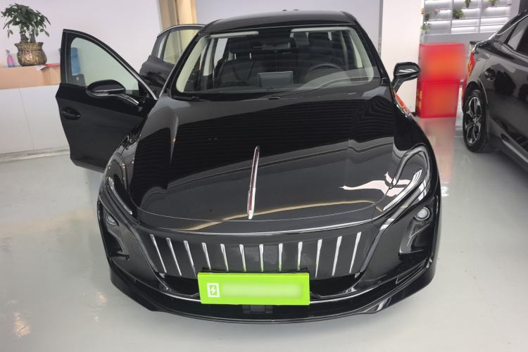 Used Hongqi E-QM5 2023 Revised Version Basic Travel Edition
