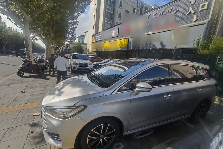 Used BYD Song MAX 2017 1.5T Automatic Smart Connect Prestige 7-Seater
