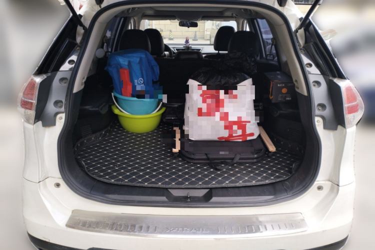 Used Nissan X-Trail 2014 2.0L CVT Comfort Edition 2WD Trunk