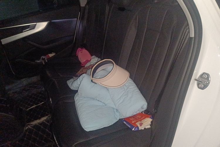 Used Audi A4L 2018 30th Anniversary Edition 40 TFSI Fashion Model
