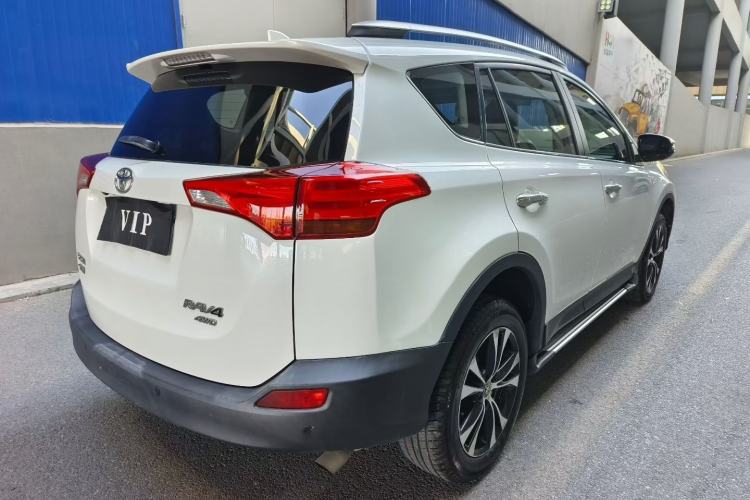 Used Toyota RAV4 2015 2.5L Automatic 4x4 Elite Edition

