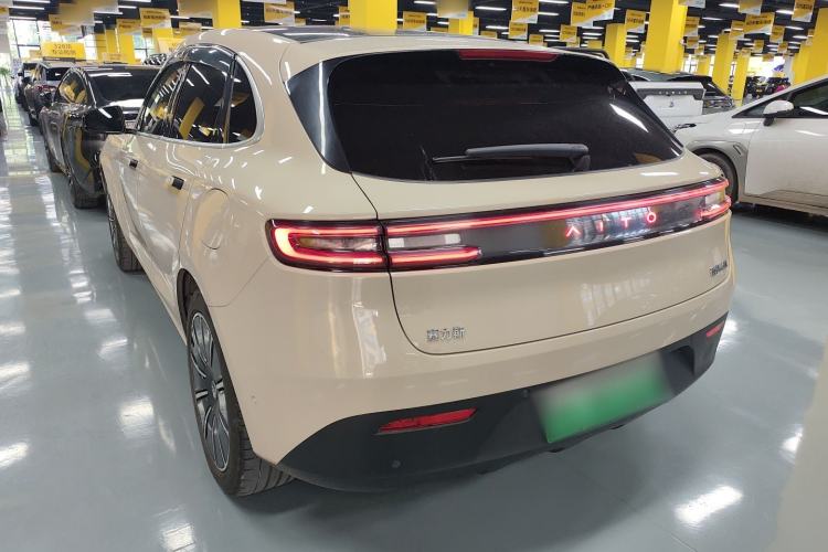 Used Hima AITO M5 2022 Pure Electric All-Wheel-Drive Performance Edition Exterior 2