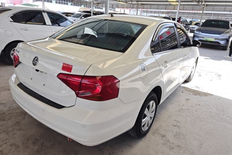 Used Volkswagen Jetta 2017 1.4L Manual Fashion Edition