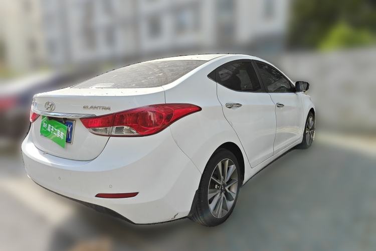 Used Hyundai Elantra (5th Generation / Langdong) 2015 1.6L Automatic Luxury Model Rear Right 45 Deg