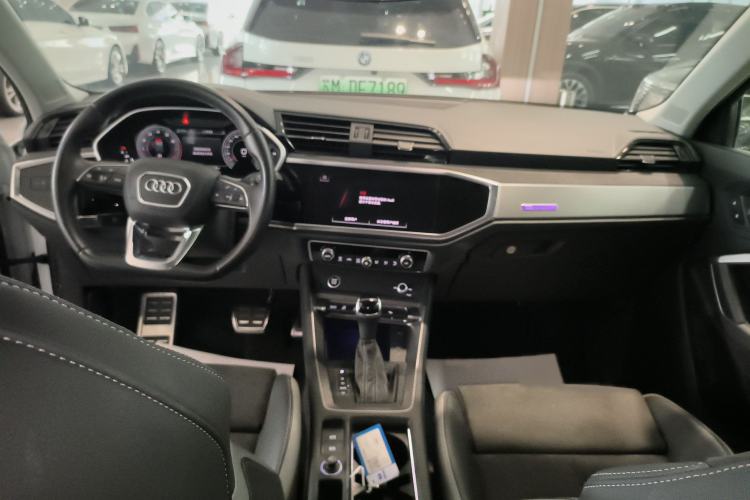 Used Audi Q3 2023 40 TFSI Fashion Dynamic Model