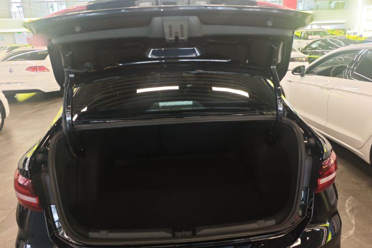 Used Volkswagen Lavida 2024 1.5L Automatic Starry Sky 5 Million Edition Trunk