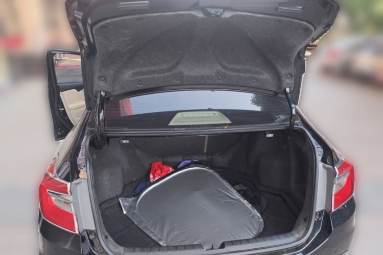 Used Honda Crider 2013 1.8L automatic comfort version Trunk