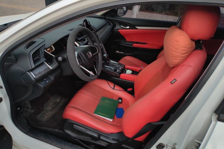 Used Honda Civic 2016 220TURBO CVT Luxury Edition
