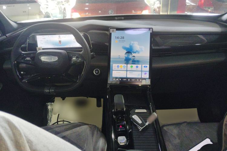 Used Geely Auto Emgrand X7 Sport 2024 1.5TD Smart Connect+