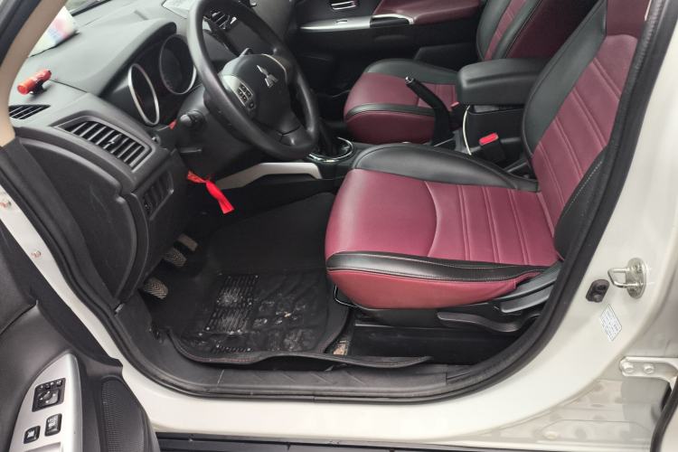 Used Mitsubishi ASX 2018 1.6L Manual Two-Wheel Drive Fashion Edition Left Front Seat