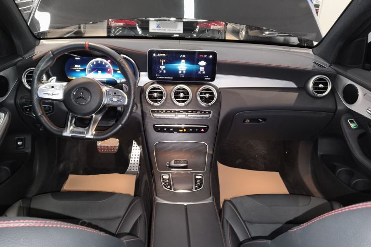 Used Mercedes-Benz GLC AMG 2022 AMG GLC 43 4MATIC Center Console