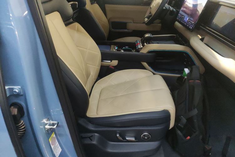 Used Formula Leopard Leopard 5 2023 Cloud Ride Flagship Edition