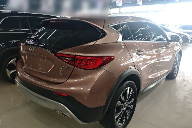 Used Infiniti QX30 2018 1.6T Two-Wheel Drive Extreme Edition Rear Right 45 Deg