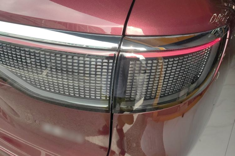 Used Hima AITO M8 2025 Extended-Range Ultra Version 53.4 kWh 5-Seater Edition
