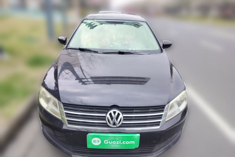 Used Volkswagen Lavida 2013 Revised Classic 1.6L Automatic Fashion Edition Front