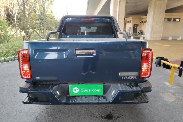 Used Isuzu TAGA Dargo H 2021 3.0T Diesel Manual 4x4 Value Edition Long Wheelbase 4KH1CT6H1