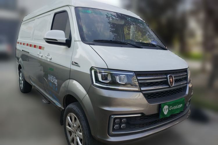 Used Jinbei New Hiace S 2021 1.5L Wealth Van Non-Air-Conditioned Version China VI Standard SWC15M Front Right 45 Deg