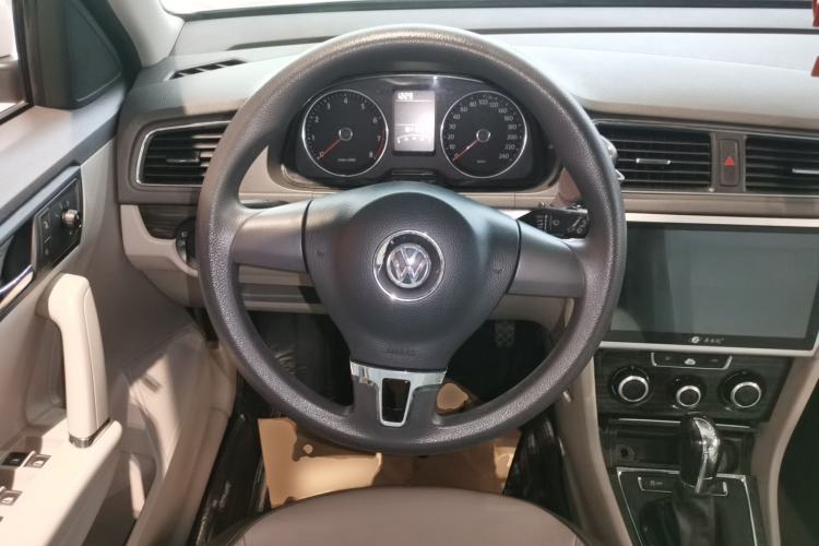 Used Volkswagen Gran Lavida 2014 1.6L Automatic Sport Edition