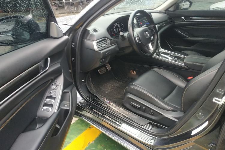 Used Honda Accord 2022 260TURBO Phantom Night · Prestige Edition
