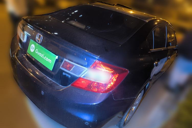 Used Honda Civic 2012 1.8L automatic luxury edition
