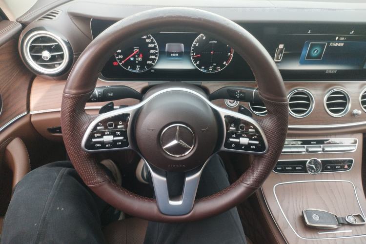 Used Mercedes-Benz E-Class 2020 Facelift E 300 L Stylish Edition Steering Wheel