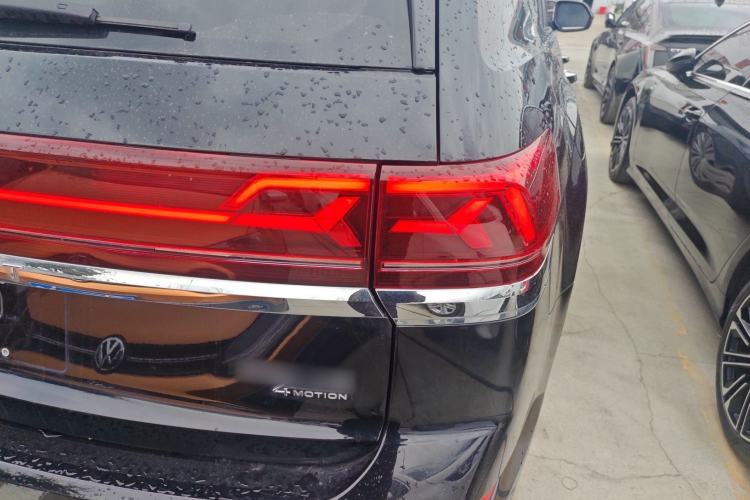 Used Volkswagen Teramont 2023 530 V6 All-Wheel Drive Prestige Flagship Edition Right Rear Taillight