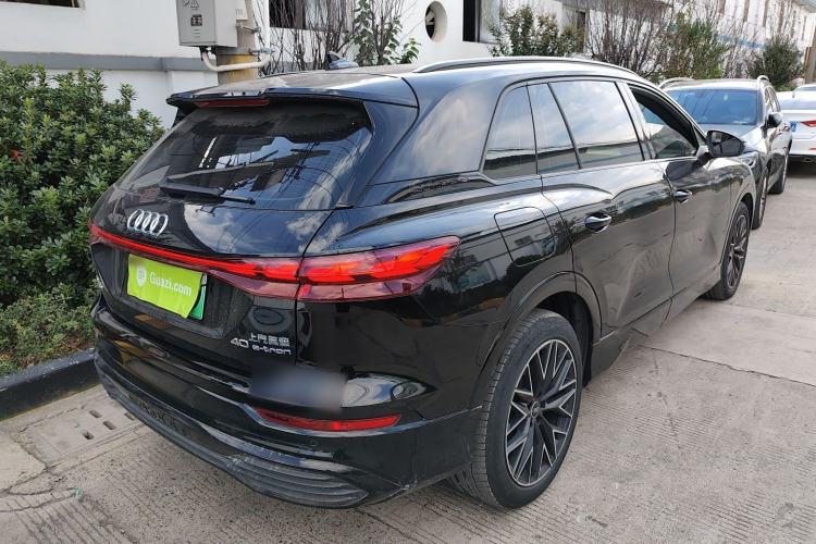 Used Audi Q5 e-tron 2022 40 e-tron Starlight Edition Mech Kit
