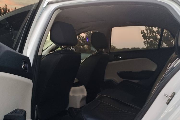 Used Dongfeng Aeolus L60 2015 1.8L Automatic New Enjoyment Model
