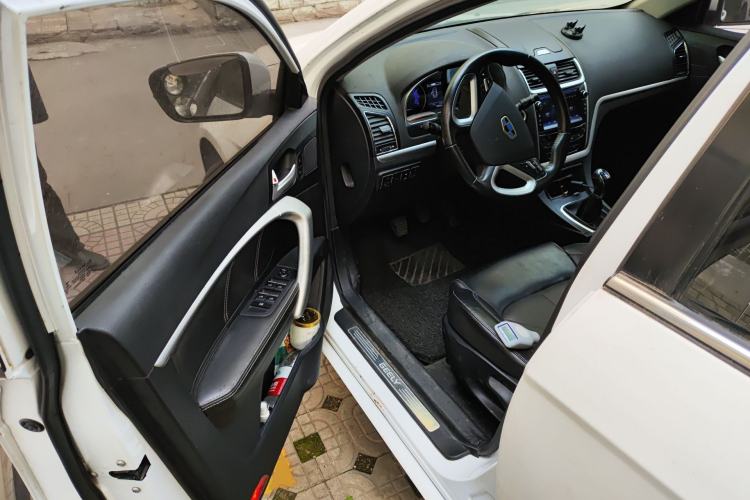 Used Geely Auto Emgrand 2016 Sedan 1.5L Manual Upward Edition