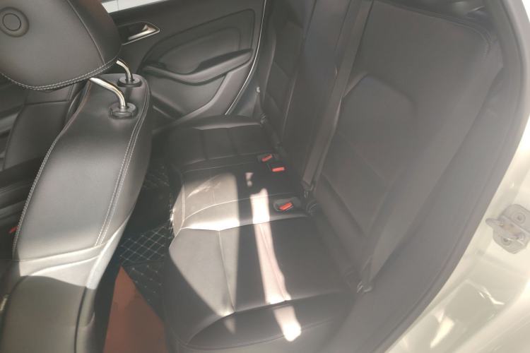 Used Mercedes-Benz B-Class 2015 B 200 Sport Edition
