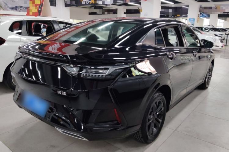 Used Dongfeng Aeolus Yixuan 2025 1.5L Automatic Luxury Version
